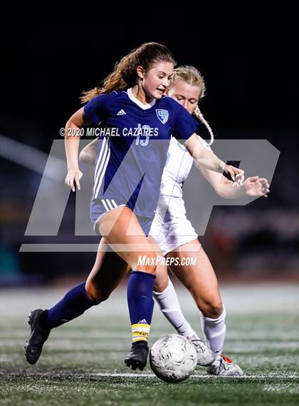 Thumbnail 1 in Grossmont vs. Granite Hills (CIF SDS D1 Final) photogallery.