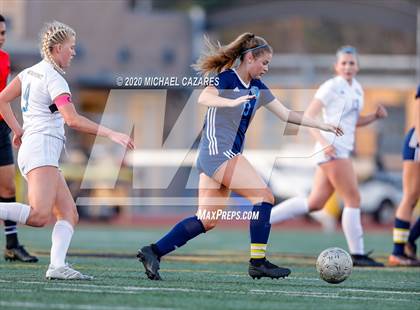 Thumbnail 3 in Grossmont vs. Granite Hills (CIF SDS D1 Final) photogallery.
