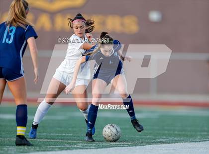 Thumbnail 3 in Grossmont vs. Granite Hills (CIF SDS D1 Final) photogallery.