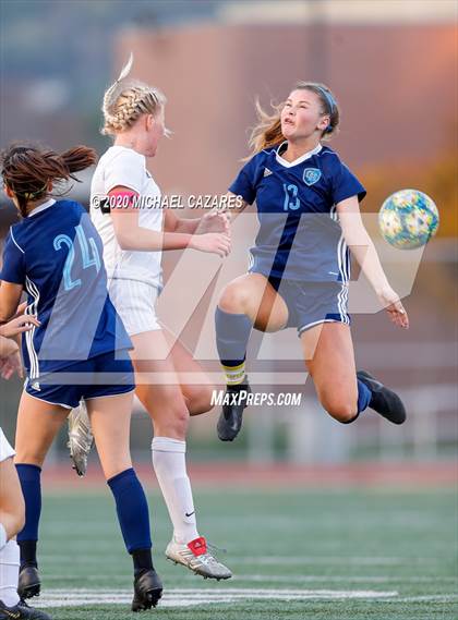 Thumbnail 3 in Grossmont vs. Granite Hills (CIF SDS D1 Final) photogallery.