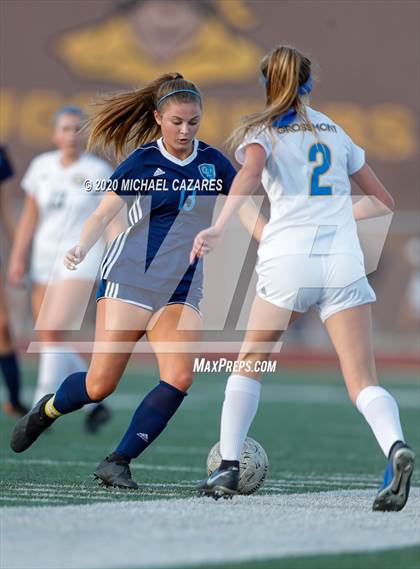 Thumbnail 3 in Grossmont vs. Granite Hills (CIF SDS D1 Final) photogallery.