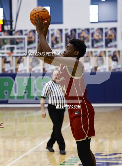 Thumbnail 1 in Logan @ Ridgeline (Sophomore) photogallery.