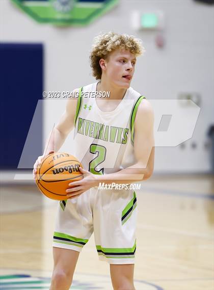 Thumbnail 2 in Logan @ Ridgeline (Sophomore) photogallery.