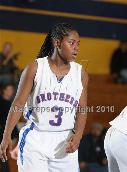 Thumbnail 2 in Bella Vista vs. Christian Brothers (Trojan Toss-Up) photogallery.