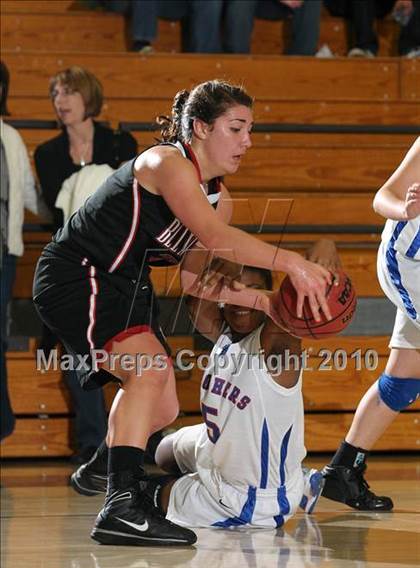 Thumbnail 1 in Bella Vista vs. Christian Brothers (Trojan Toss-Up) photogallery.