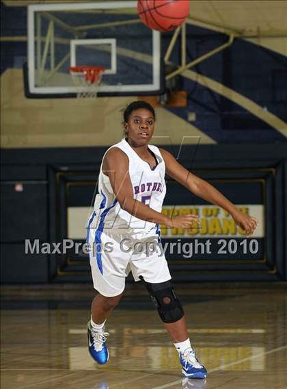 Thumbnail 1 in Bella Vista vs. Christian Brothers (Trojan Toss-Up) photogallery.
