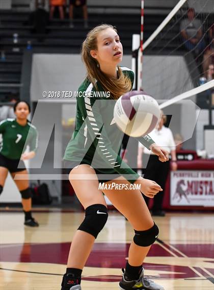 Thumbnail 1 in Episcopal @ Perryville photogallery.