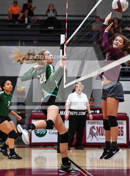 Thumbnail 1 in Episcopal @ Perryville photogallery.