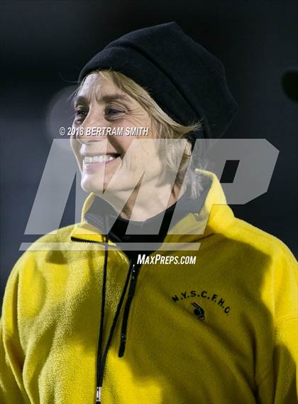 Thumbnail 3 in Iroquois vs. Williamsville East (Section 6 Class B Semifinal) photogallery.