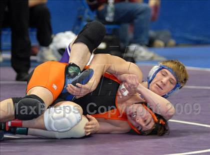 Thumbnail 1 in NYSPHSAA Championships (Division II Semifinals) photogallery.