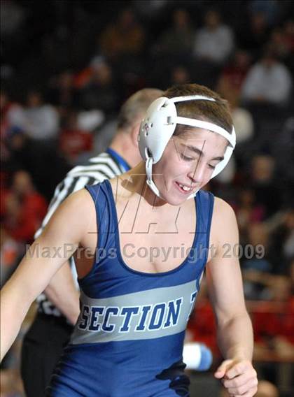 Thumbnail 1 in NYSPHSAA Championships (Division II Semifinals) photogallery.