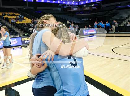 Thumbnail 2 in First Colonial vs. Riverside (VHSL Class 5 Final) photogallery.