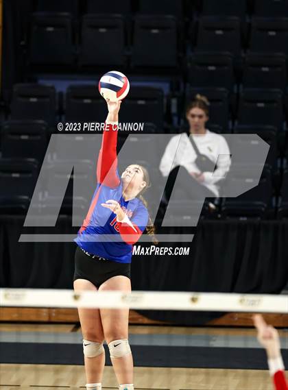 Thumbnail 3 in First Colonial vs. Riverside (VHSL Class 5 Final) photogallery.