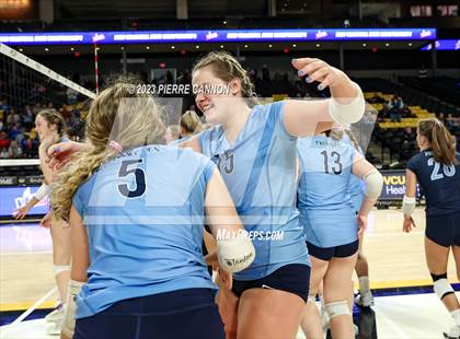 Thumbnail 1 in First Colonial vs. Riverside (VHSL Class 5 Final) photogallery.