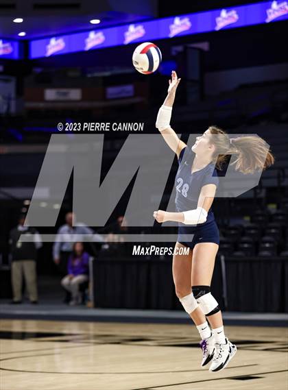 Thumbnail 1 in First Colonial vs. Riverside (VHSL Class 5 Final) photogallery.