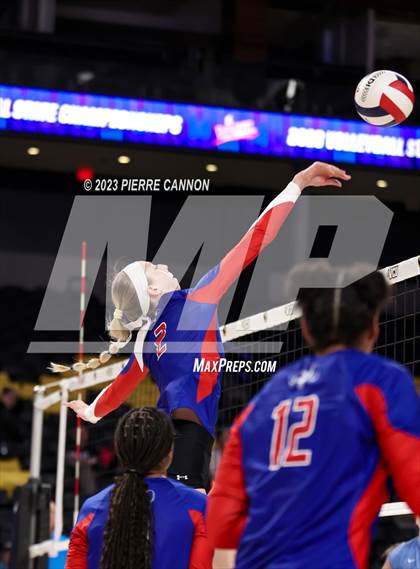 Thumbnail 3 in First Colonial vs. Riverside (VHSL Class 5 Final) photogallery.
