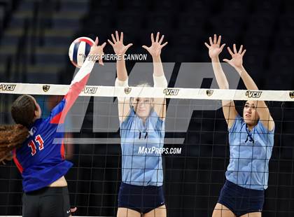 Thumbnail 1 in First Colonial vs. Riverside (VHSL Class 5 Final) photogallery.