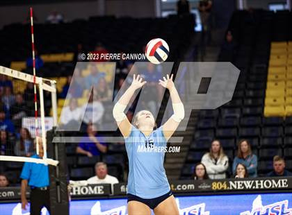 Thumbnail 2 in First Colonial vs. Riverside (VHSL Class 5 Final) photogallery.