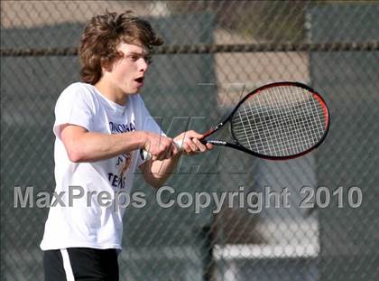 Thumbnail 3 in Hononegah vs. Harlem photogallery.
