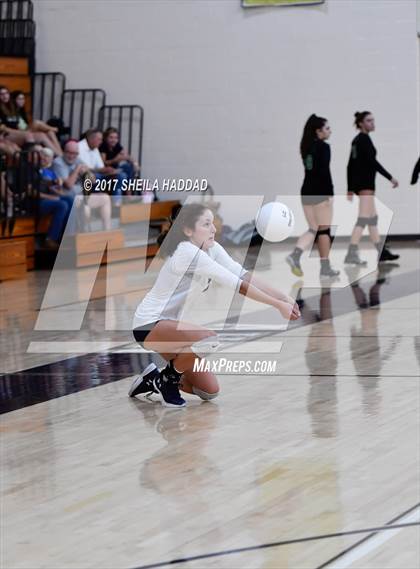 Thumbnail 2 in Academy of the Holy Names vs. Shorecrest Prep photogallery.