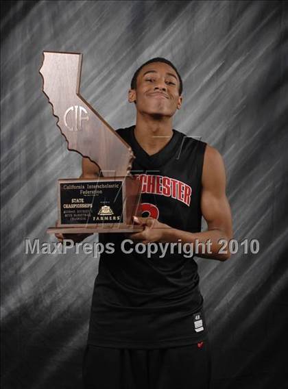 Thumbnail 3 in Newark Memorial vs. Westchester (CIF State D1 Award Photos) photogallery.