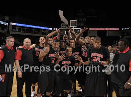 Thumbnail 3 in Newark Memorial vs. Westchester (CIF State D1 Award Photos) photogallery.