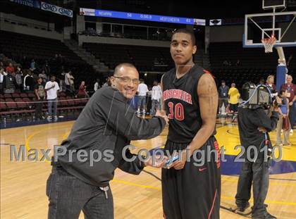 Thumbnail 2 in Newark Memorial vs. Westchester (CIF State D1 Award Photos) photogallery.