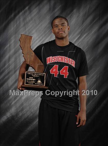 Thumbnail 1 in Newark Memorial vs. Westchester (CIF State D1 Award Photos) photogallery.