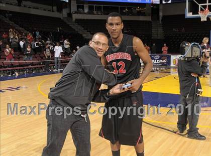 Thumbnail 1 in Newark Memorial vs. Westchester (CIF State D1 Award Photos) photogallery.
