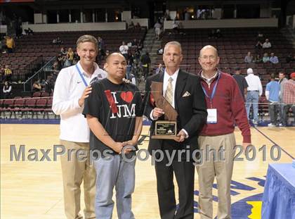 Thumbnail 3 in Newark Memorial vs. Westchester (CIF State D1 Award Photos) photogallery.