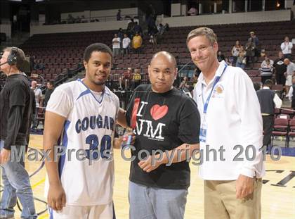 Thumbnail 3 in Newark Memorial vs. Westchester (CIF State D1 Award Photos) photogallery.