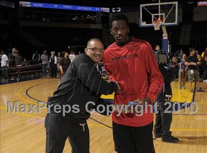 Thumbnail 2 in Newark Memorial vs. Westchester (CIF State D1 Award Photos) photogallery.