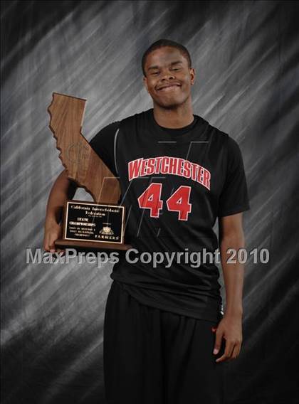 Thumbnail 2 in Newark Memorial vs. Westchester (CIF State D1 Award Photos) photogallery.
