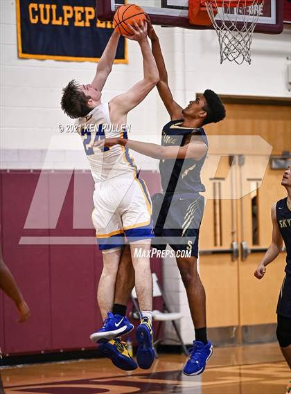 Thumbnail 2 in Western Albemarle vs. Skyline photogallery.