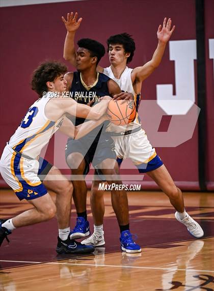 Thumbnail 1 in Western Albemarle vs. Skyline photogallery.