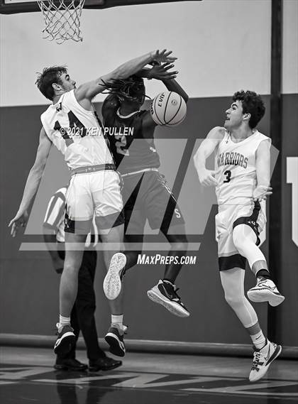 Thumbnail 3 in Western Albemarle vs. Skyline photogallery.