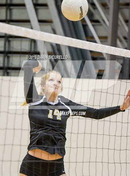 Thumbnail 1 in Pinnacle vs. Basha (Westwood TOC Tournament) photogallery.