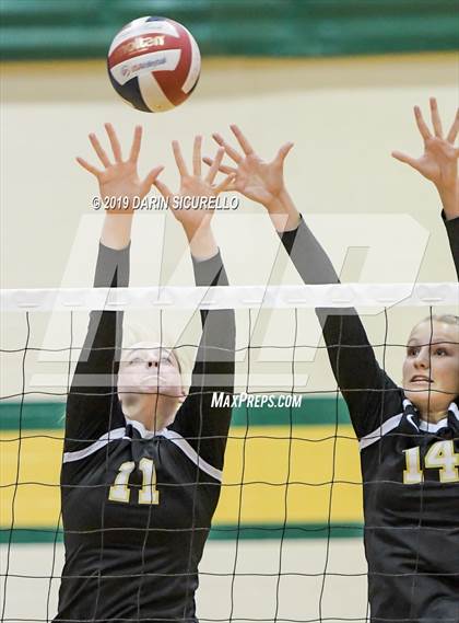 Thumbnail 2 in Pinnacle vs. Basha (Westwood TOC Tournament) photogallery.