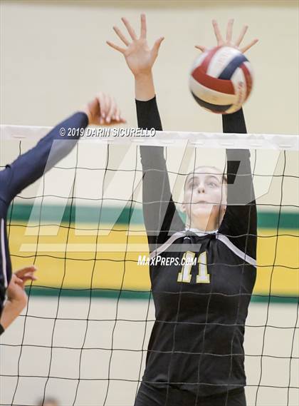 Thumbnail 3 in Pinnacle vs. Basha (Westwood TOC Tournament) photogallery.