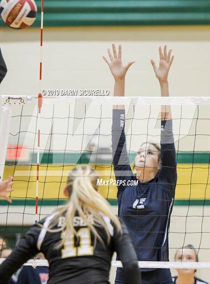 Thumbnail 1 in Pinnacle vs. Basha (Westwood TOC Tournament) photogallery.