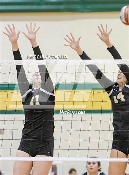 Thumbnail 2 in Pinnacle vs. Basha (Westwood TOC Tournament) photogallery.