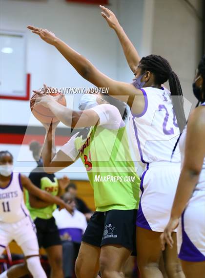 Thumbnail 3 in Village Christian Academy vs. Empower Preparatory Academy (The BIG H.I.T. Holiday Invitational) photogallery.