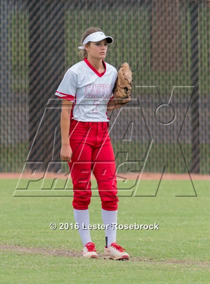 Thumbnail 3 in Canyon vs Weslaco (UIL 6A Regional Final) photogallery.