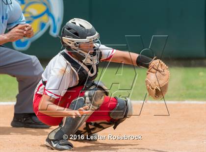 Thumbnail 2 in Canyon vs Weslaco (UIL 6A Regional Final) photogallery.