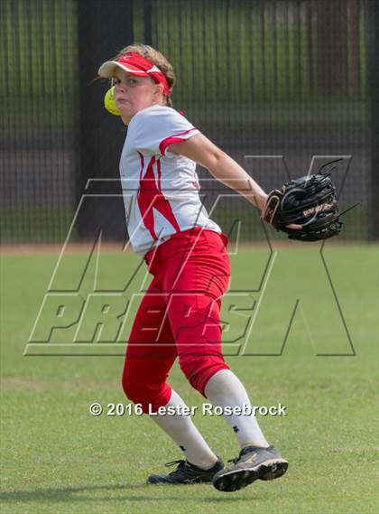 Thumbnail 1 in Canyon vs Weslaco (UIL 6A Regional Final) photogallery.