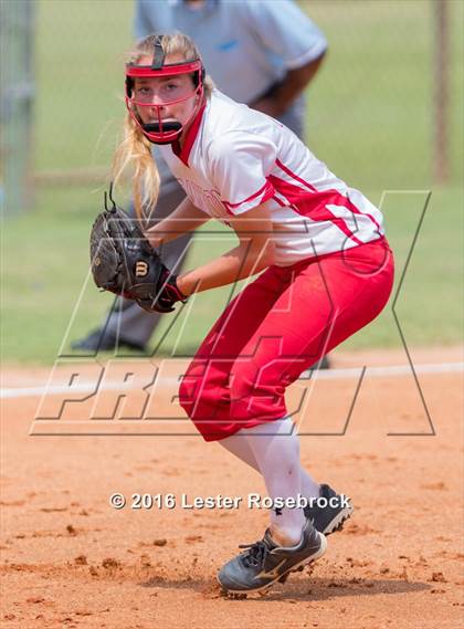 Thumbnail 1 in Canyon vs Weslaco (UIL 6A Regional Final) photogallery.