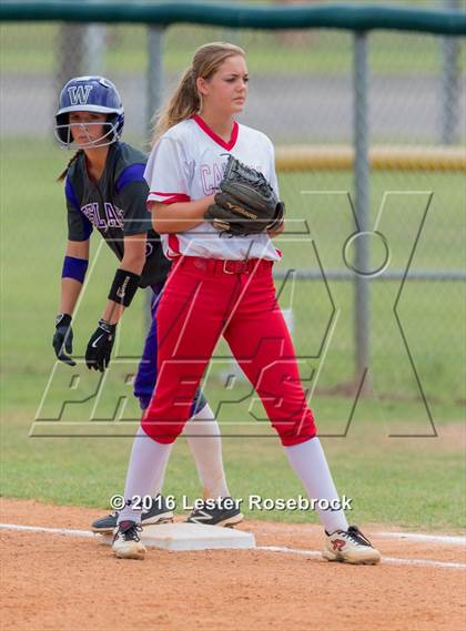 Thumbnail 2 in Canyon vs Weslaco (UIL 6A Regional Final) photogallery.