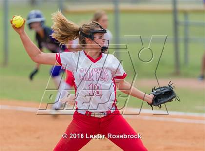 Thumbnail 2 in Canyon vs Weslaco (UIL 6A Regional Final) photogallery.