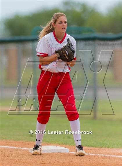 Thumbnail 3 in Canyon vs Weslaco (UIL 6A Regional Final) photogallery.