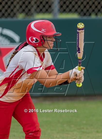 Thumbnail 3 in Canyon vs Weslaco (UIL 6A Regional Final) photogallery.